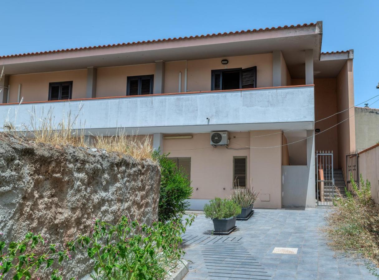 Izzhome Escape 2 Villa San Pietro Εξωτερικό φωτογραφία